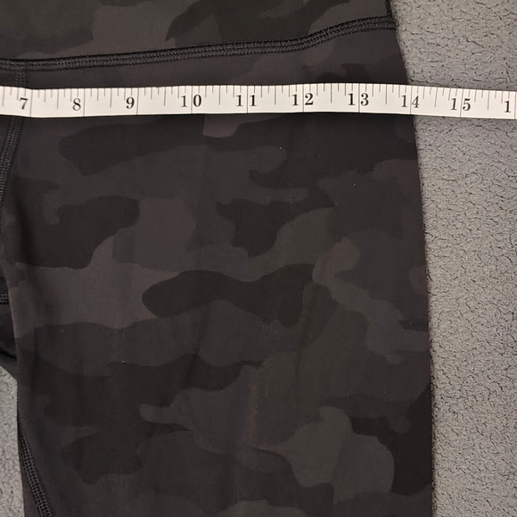 Lululemon Wunder Under High-Rise Crop 31" Full On Luxtreme Leggings Black Camo 6 - Picture 3 of 7